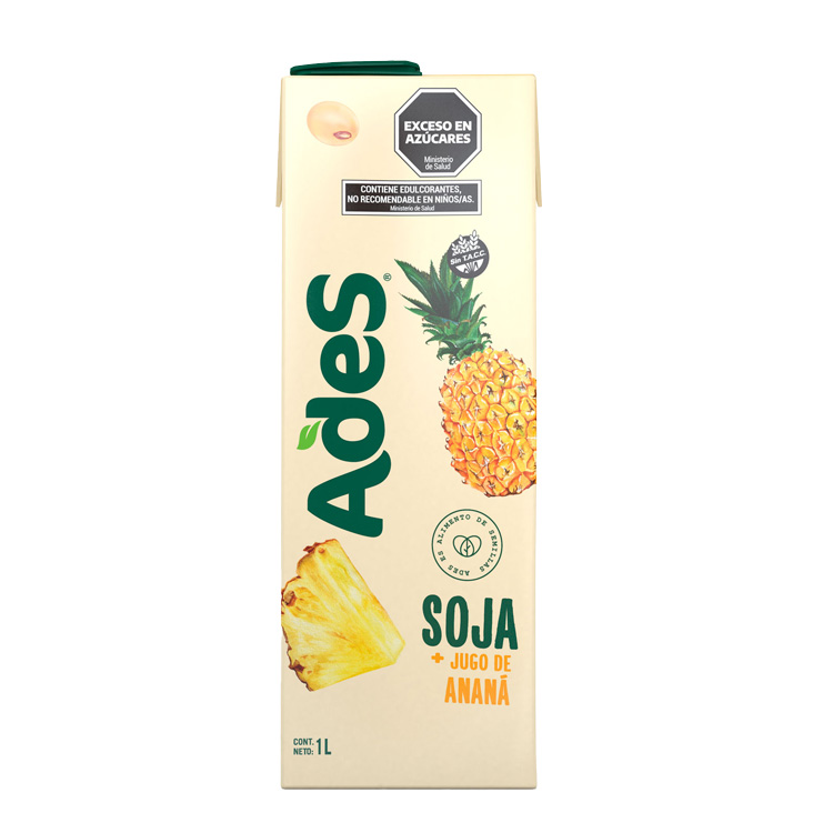 Botella de litro Ades sabor soja más jugo de Ananá.
