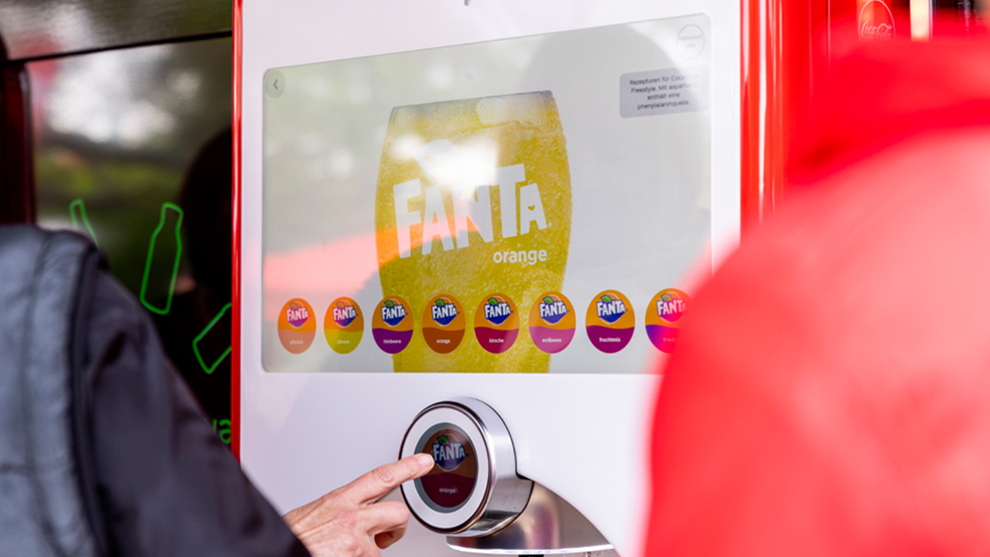 Ein Fanta-Getränkeautomat