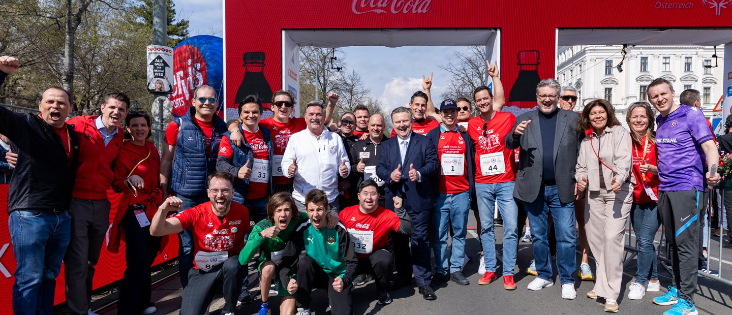 Menschengruppe beim Inclusion Run 2025
