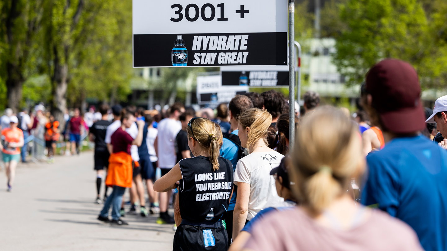 Menschengruppe beim Vienna City Marathon
