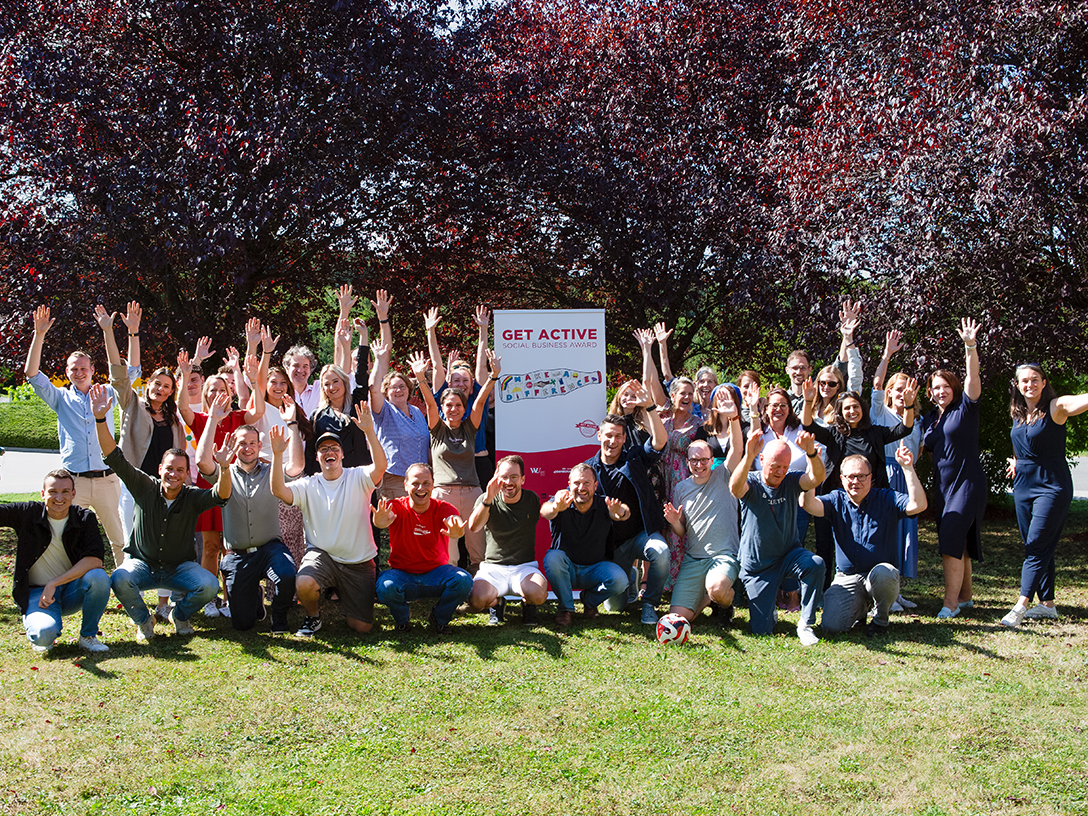 Gruppenfoto der Teilnehmer:innen sowie Coaches am Coaching Wochenende in Stegersbach