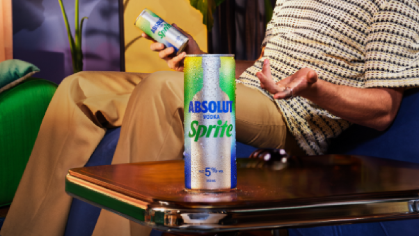 ABSOLUT VODKA & SPRITE