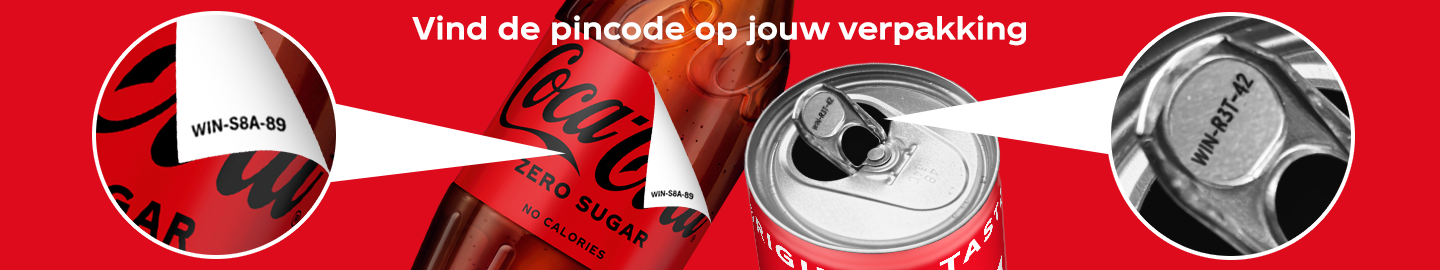 Rode Coca‑Cola‑afbeelding met de tekst “Vind de pincode op jouw verpakking”, waarop een fles en een blikje Coca‑Cola te zien zijn, met ingezoomde details die laten zien waar de pincode staat op het etiket van de fles en op het lipje van het blikje.