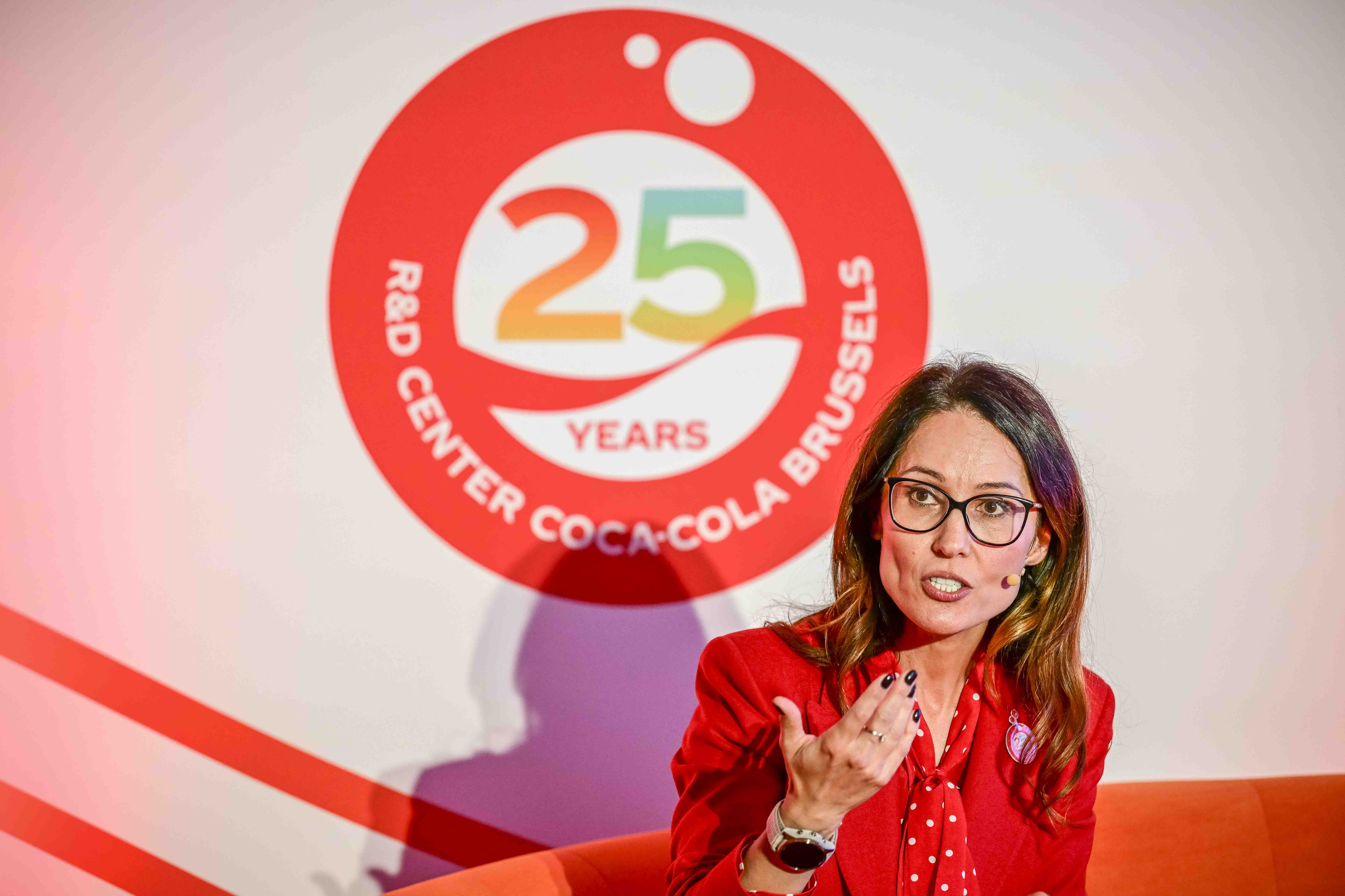 Bart De Wever bezoek aan R&D bij Coca-Cola