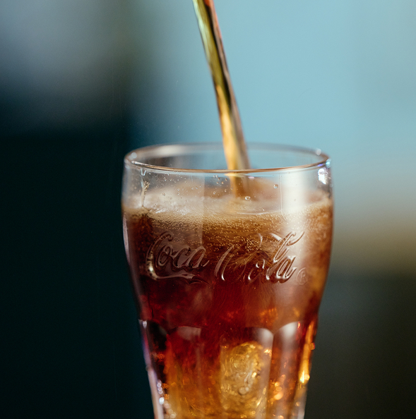 чаша с Coca-Cola