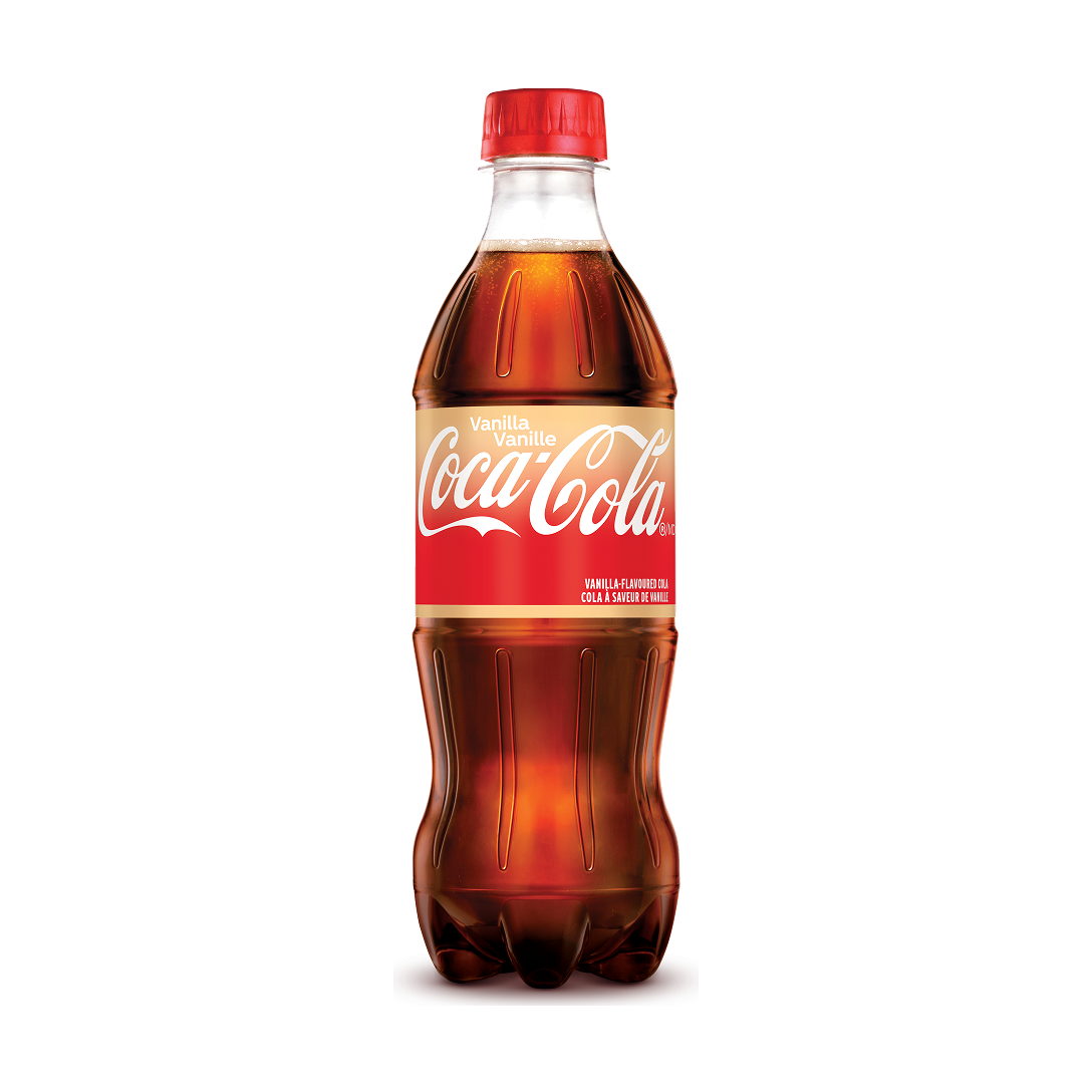 Bouteille en plastique de Coca-Cola Vanille avec un bouchon rouge. L’étiquette passe du crème au rouge et porte les mots « Vanilla Vanille », le logo Coca-Cola en lettres cursives blanches et la mention « Vanilla-flavoured cola / Cola à saveur de vanille ».