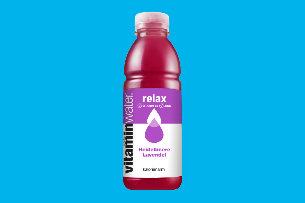 «relax» – Blaubeere & Lavendel enthält pro 100 ml 0.45 mg Vitamin B5 (7.5%*), 0.11 mg Vitamin B6 (7.5%*) und 1.2 mg Niacin (7.5%*).