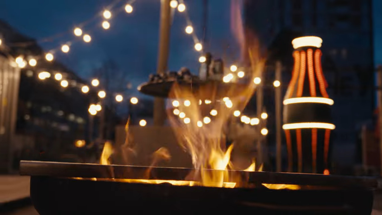 Vorschaubild zum Video «Magic Of Giving» – Charity Dinner 22