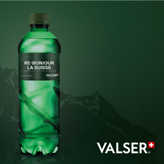 VALSER fut la première eau minérale suisse à être vendue dans des bouteilles composées à 100 % de rPET.