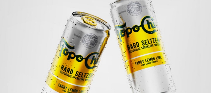 Dos latas de Topo Chico Hard Seltzer
