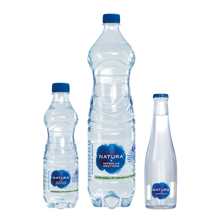 Natura voda v PET lahvi