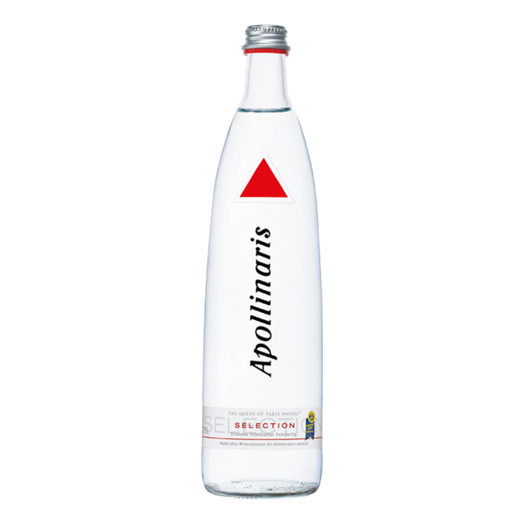 Eine 0,75 Liter-Flasche Apollinaris Selection-Mineralwasser