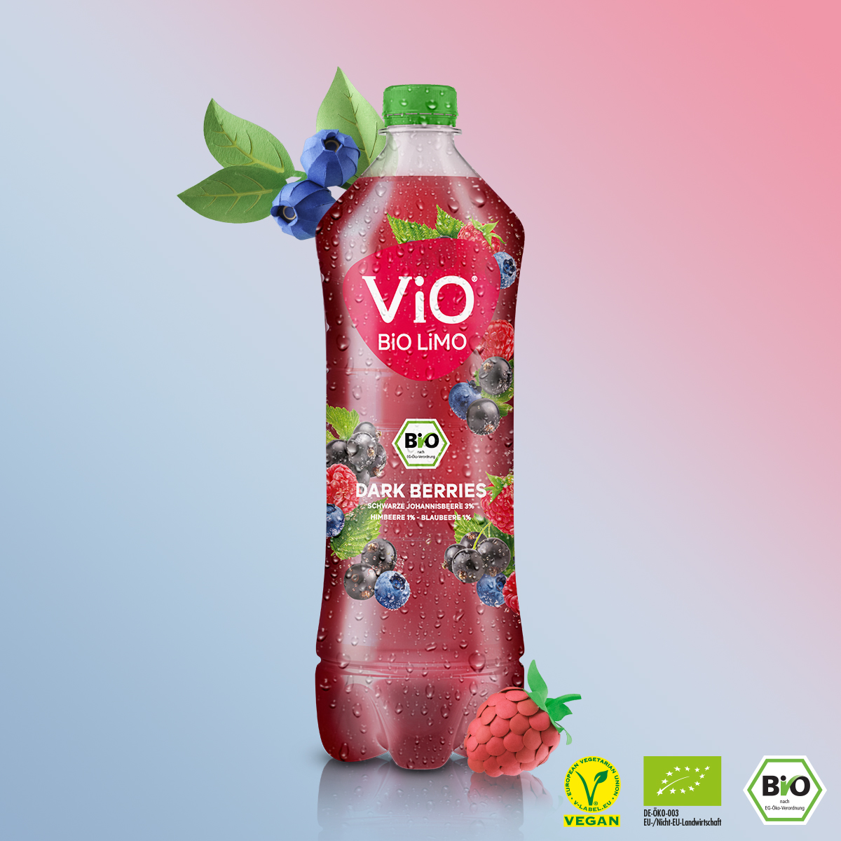 Eine Flasche ViO BiO LiMO Dark Berries