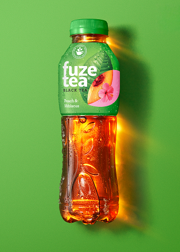 Eine Flasche Fuze Tea