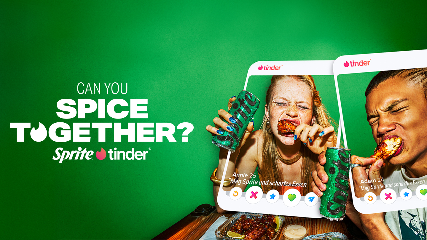 Zwei Tinder App Profile mit einer Sprite Dose.