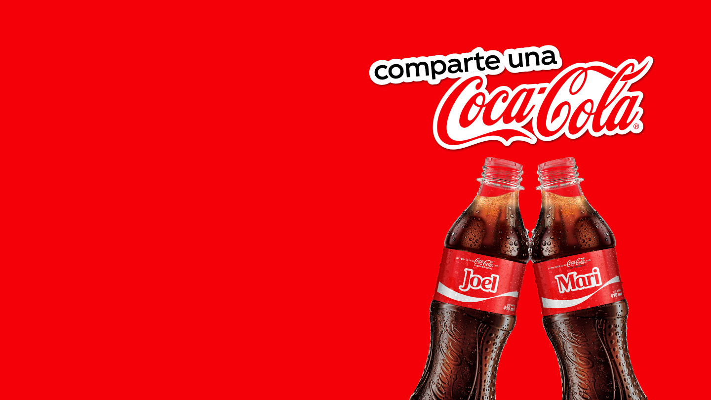 Dos botellas de Coca-Cola personalizadas con el nombre "Joel" y "Mari" junto al texto "Comparte una Coca-Cola" sobre un fondo rojo.