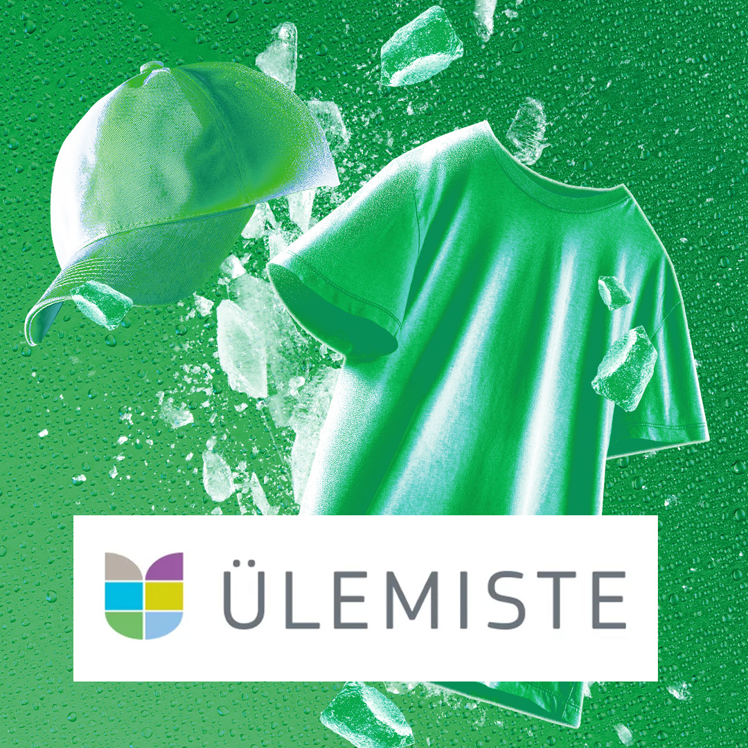 Roheline T-särk ja nokamüts pritsmetega, Ülemiste logo.