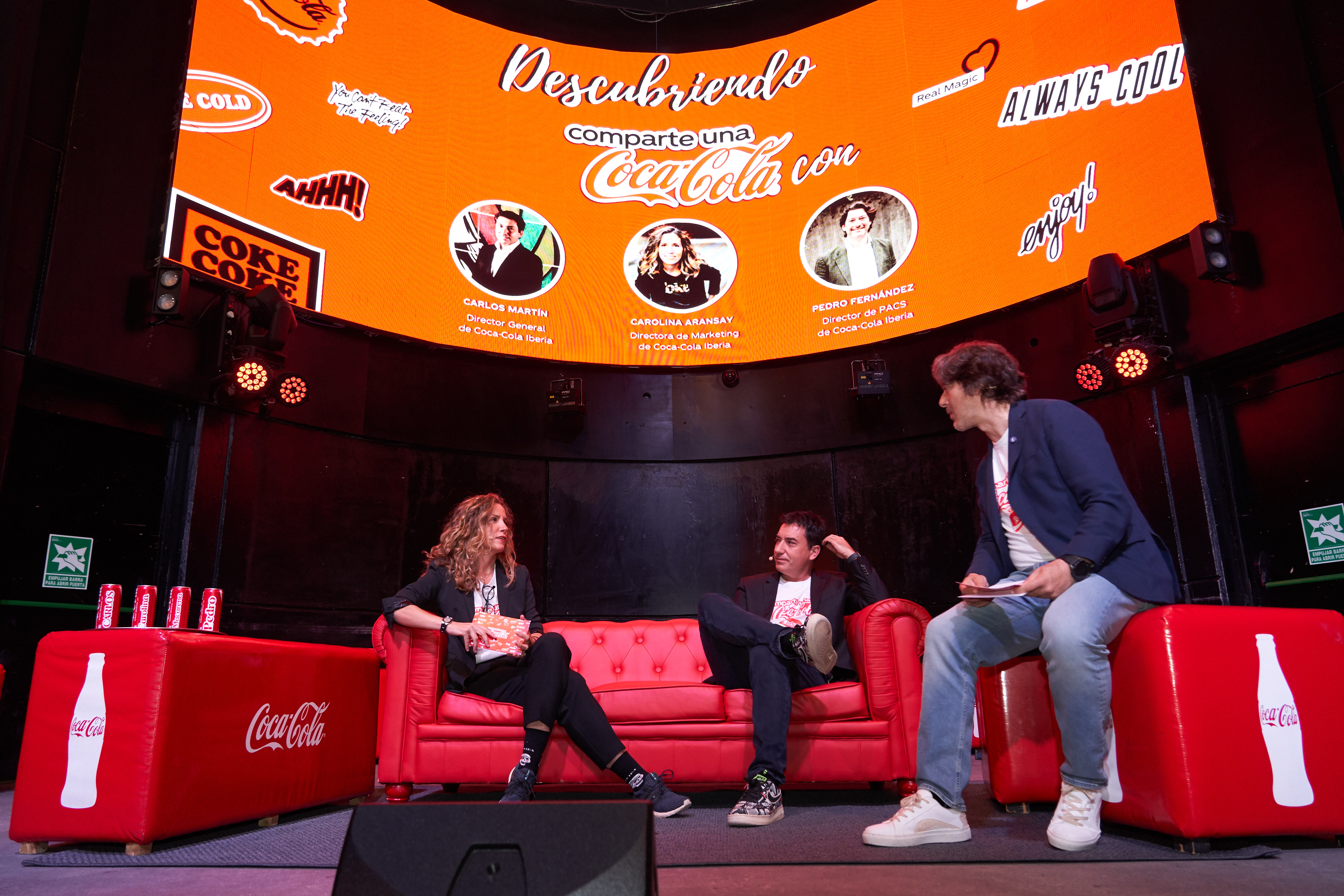 Comparte una Coca-Cola con