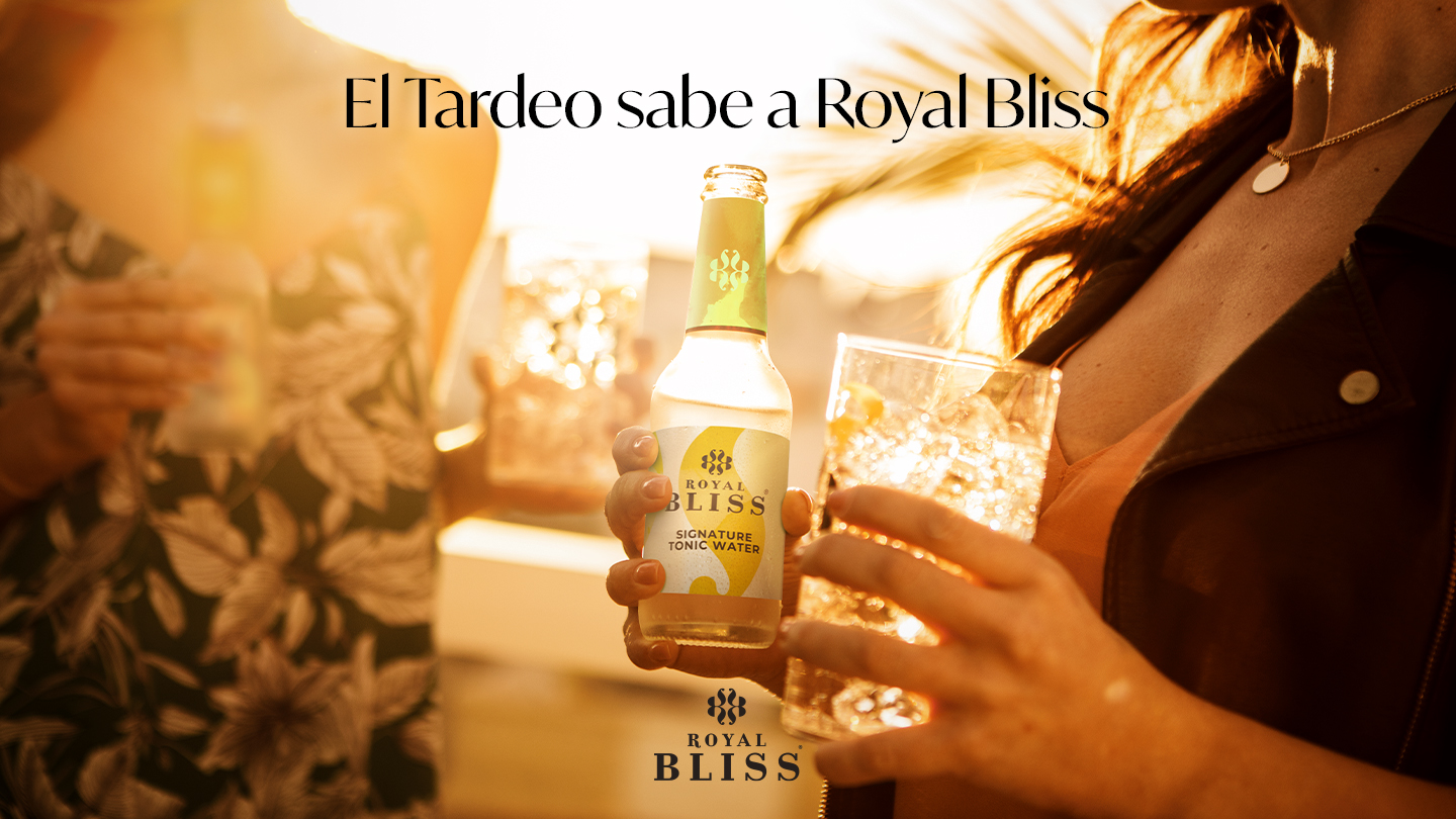 Bodegon royal bliss