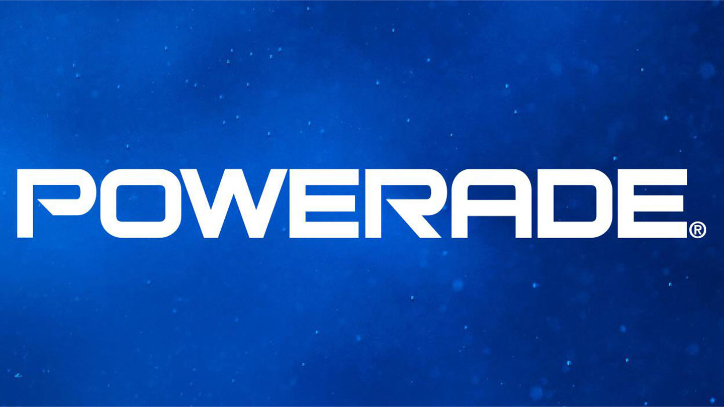 Powerade-logo sinisellä  taustalla