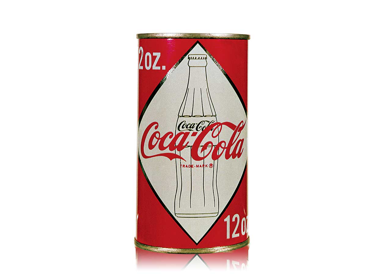 La canette de Coca-Cola de 360 ml est lancée sur le marché américain en 1960.