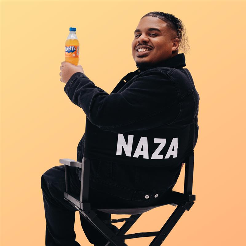 Naza avec bouteille de Fanta