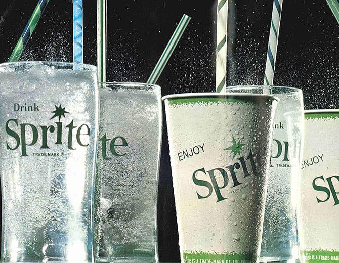 La boisson gazeuse citronnée Sprite est lancée le 1er février 1963.