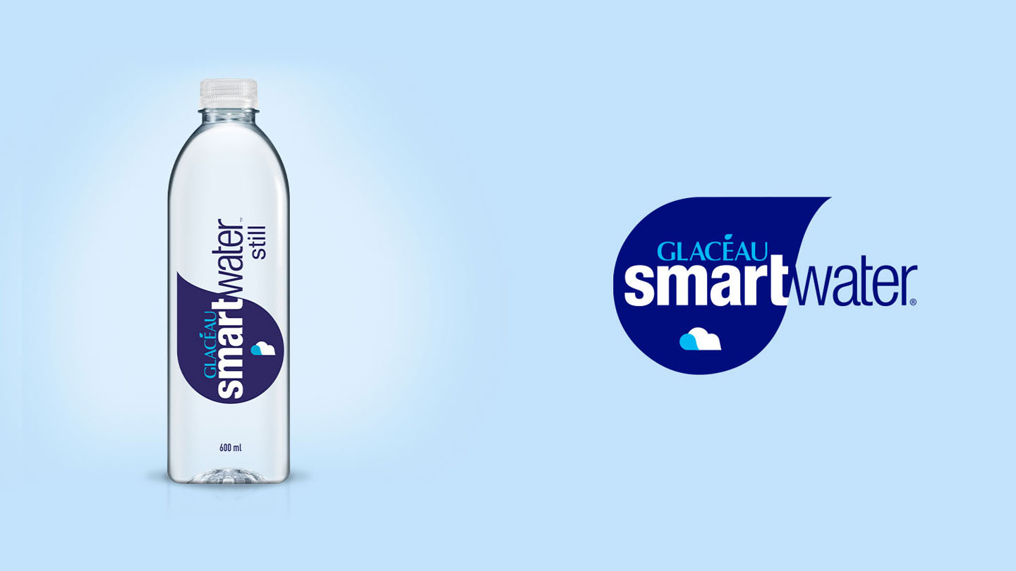 Glaceau Smartwater palack és logó