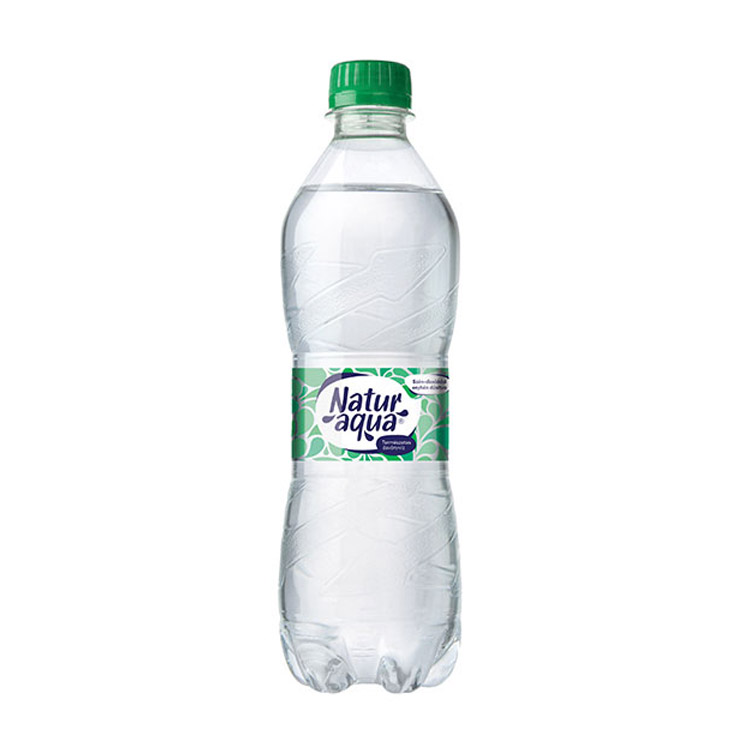 Naturaqua enyhén szénsavas természetes ásványvíz műanyag palack