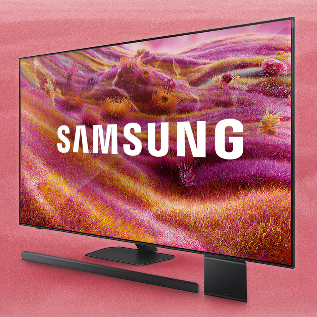 Samsung házimozi rendszer rózsaszín háttér előtt. 