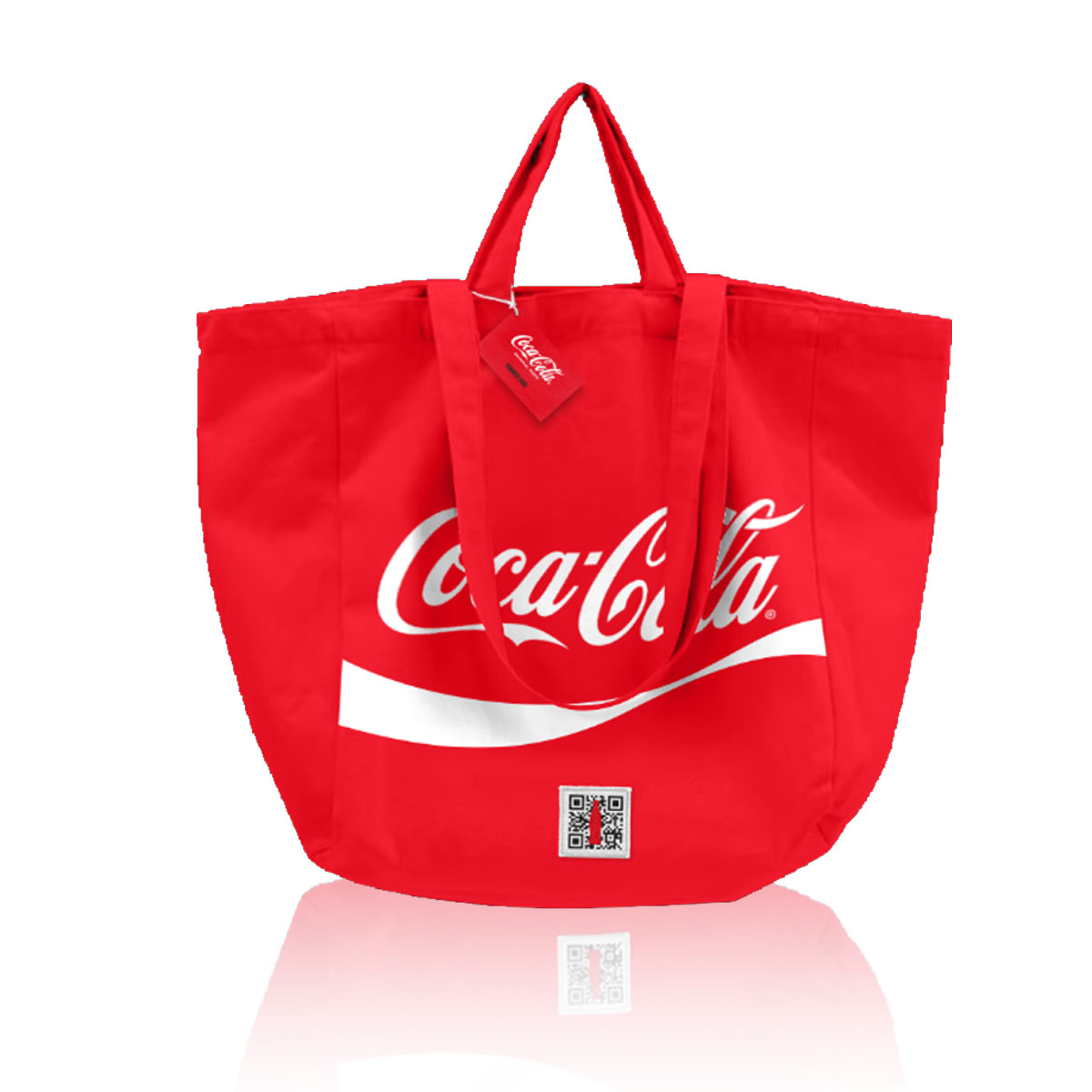 Piros Coca‑Cola vászontáska hosszú fülekkel, fehér logóval és QR‑kóddal.