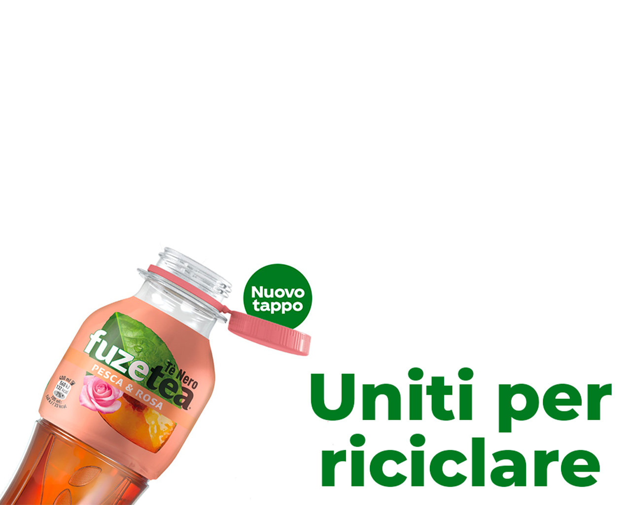 Bottiglia di FuzeTea alla pesca con nuovo tappo aperto.
