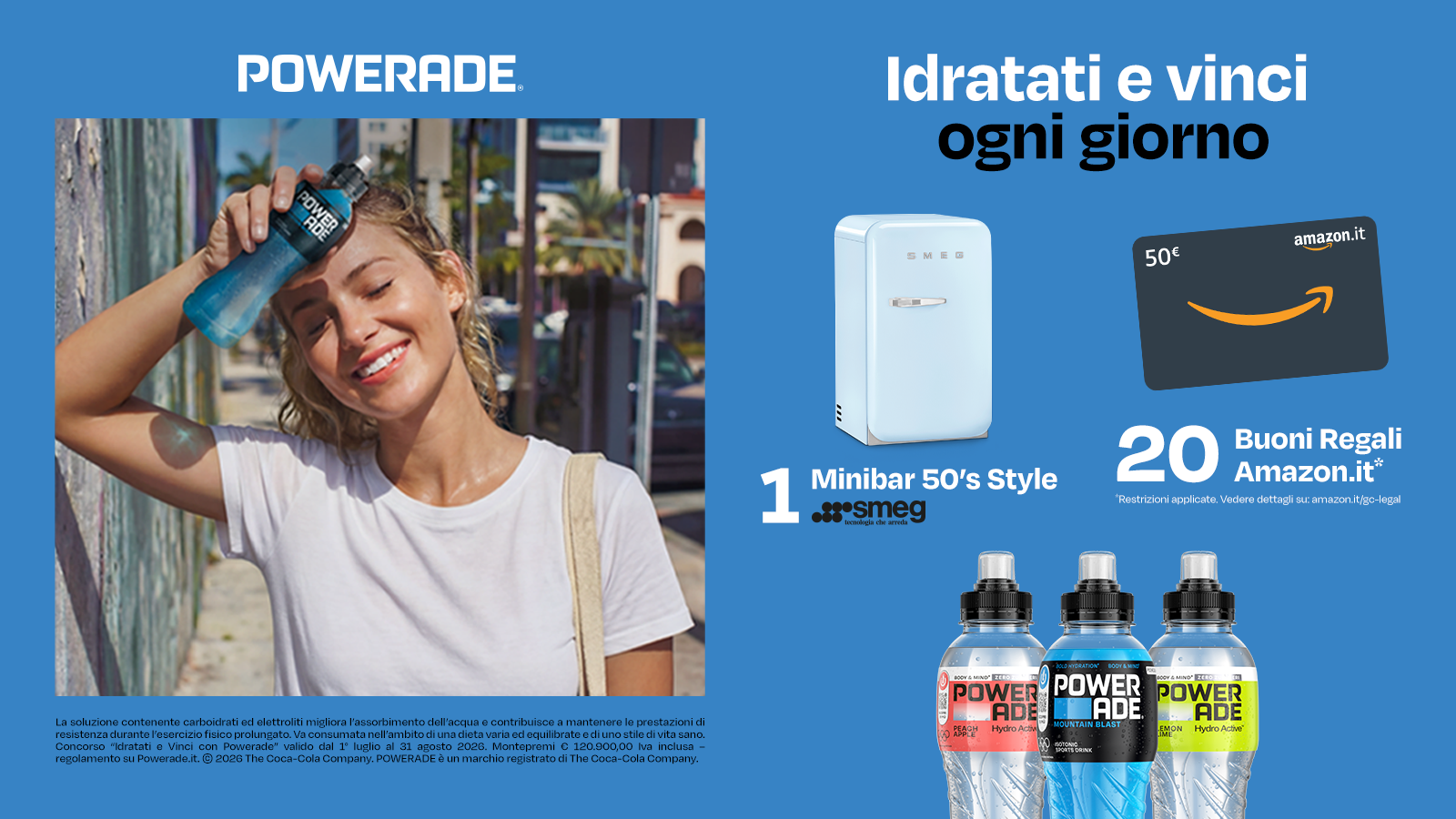 donna con bottiglia powerade e premi 