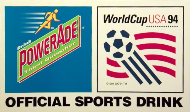 1994 FIFA 월드컵 미국 대회 공식 스포츠음료로 선정된 파워에이드 홍보 이미지.