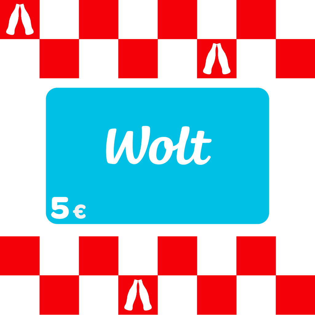 Sarkanbalta rūtojuma fonā centrā redzama zila Wolt dāvanu karte ar uzrakstu “Wolt” un vērtību 5 €.