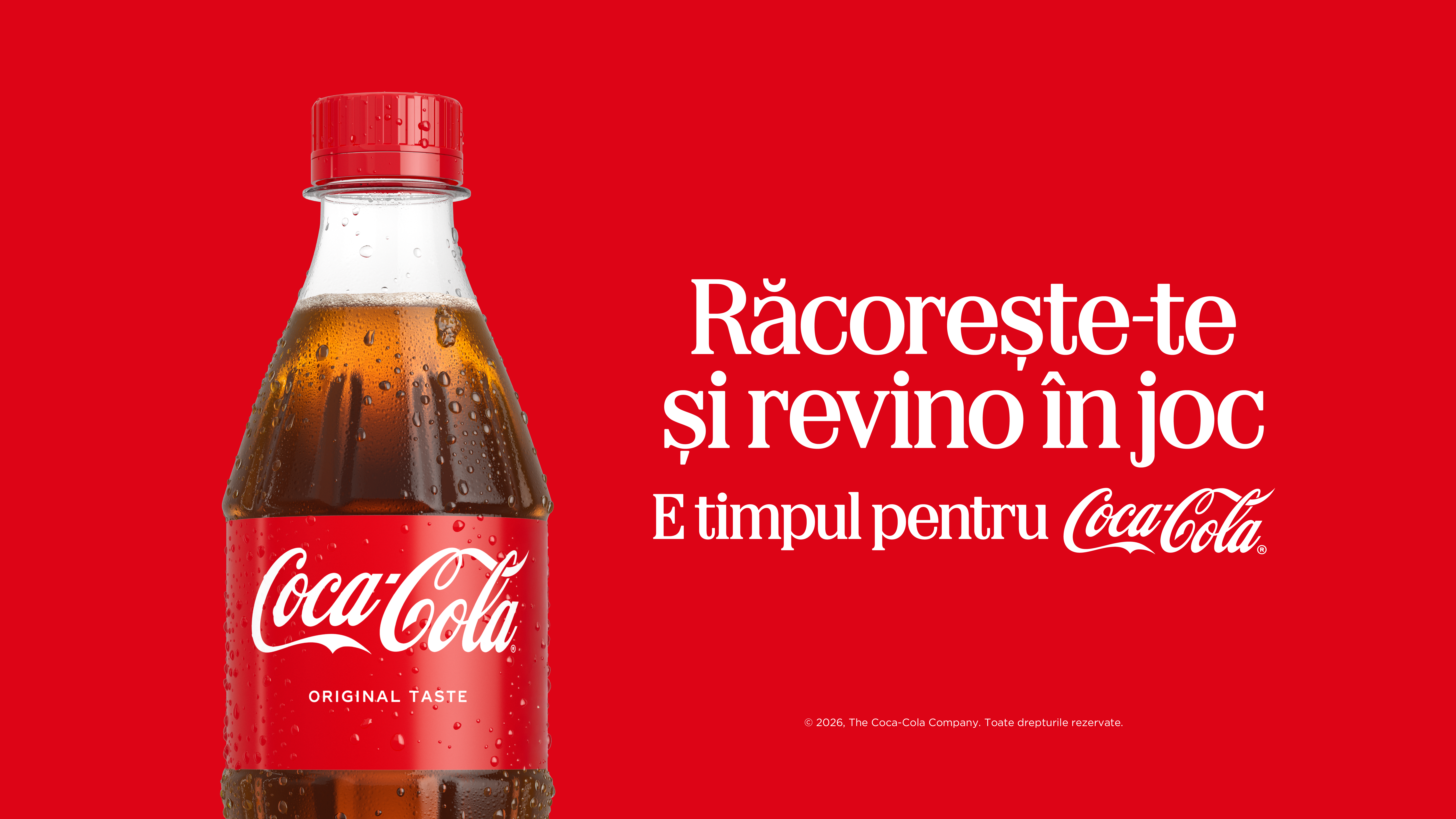 Noul look al dozei Coca-Cola, al[turi de mesjul "Refresh to recharge" pe un fundal alb.