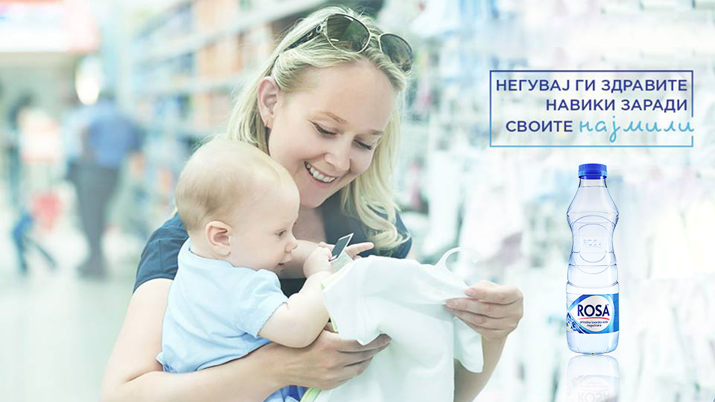Едно од најчесто поставуваните прашања веднаш по раѓањето на бебето е: треба ли на новороденчето да му се дава вода?