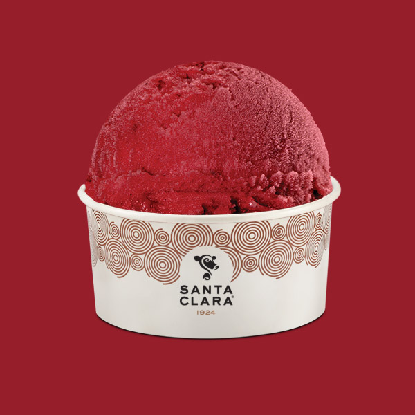 Vaso con Bola de Helado de Vino Tinto Santa Clara con ingredientes de alta calidad 100% Leche de Vaca