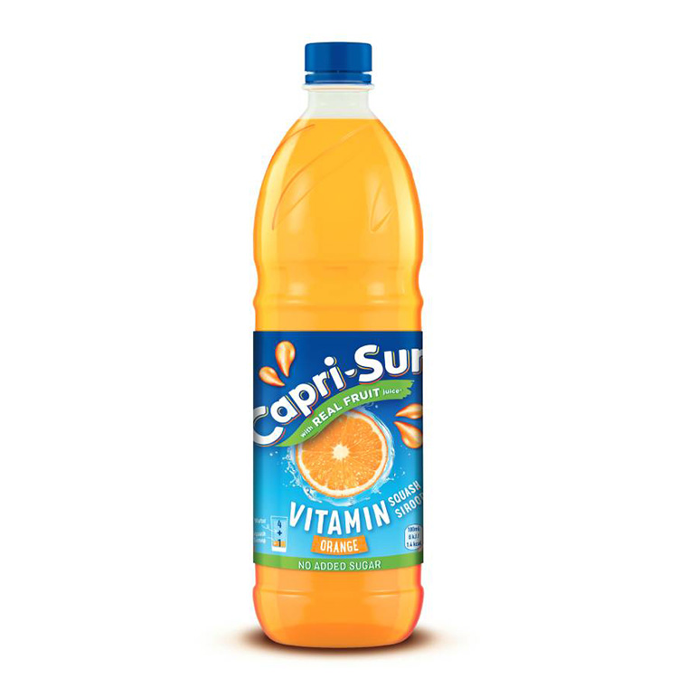 Een fles Capri-Sun squash multivitamin orange-drank