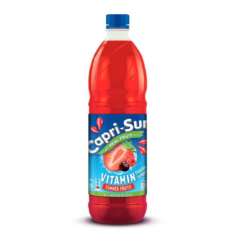Een fles Capri-Sun squash multivitamin summerfruits-drank