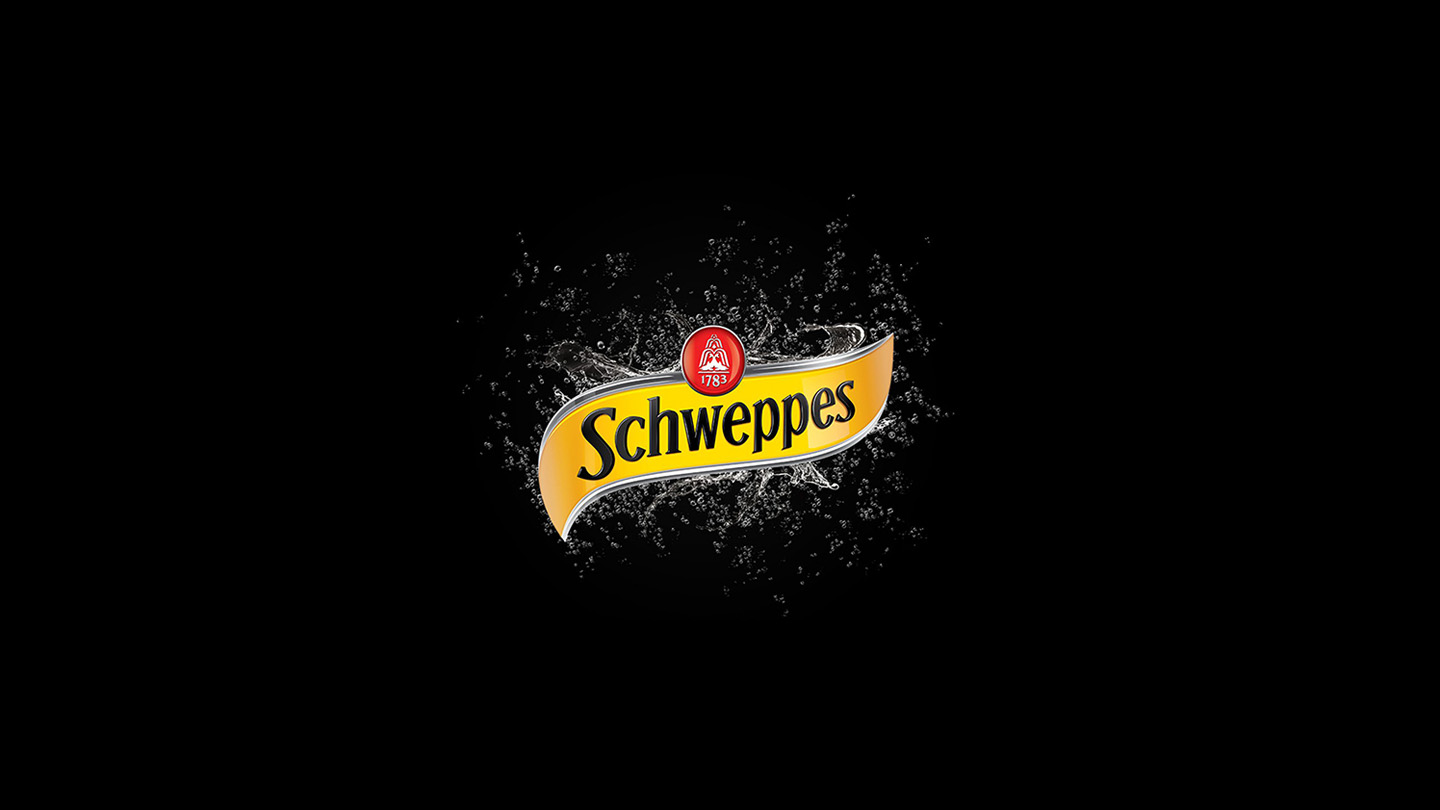 Círculo blanco con el logotipo de Schweppes en un fondo negro.