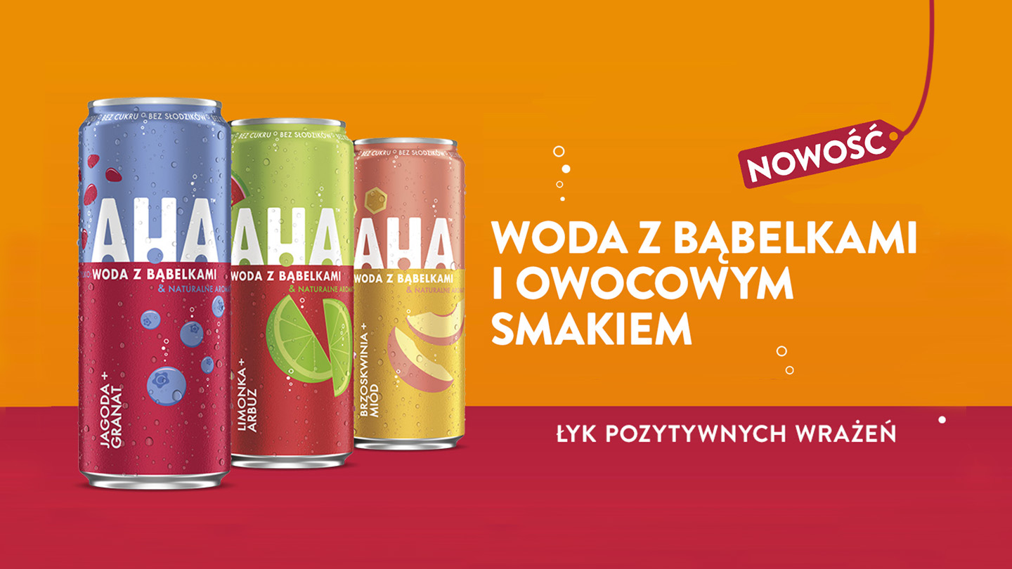 Trzy puszki wody AHA z bąbelkami i owocowym smakiem