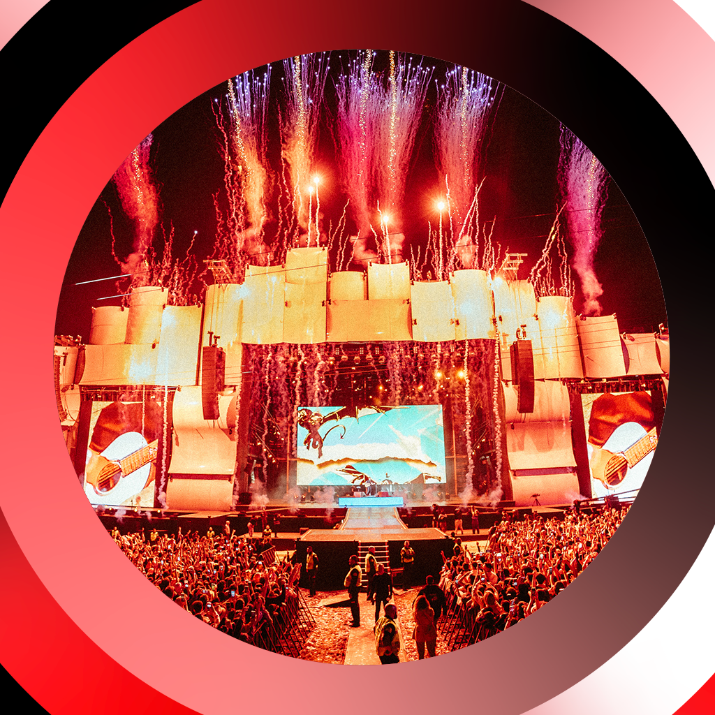 Concerto ao vivo no Rock In Rio com palco e pirotecnia