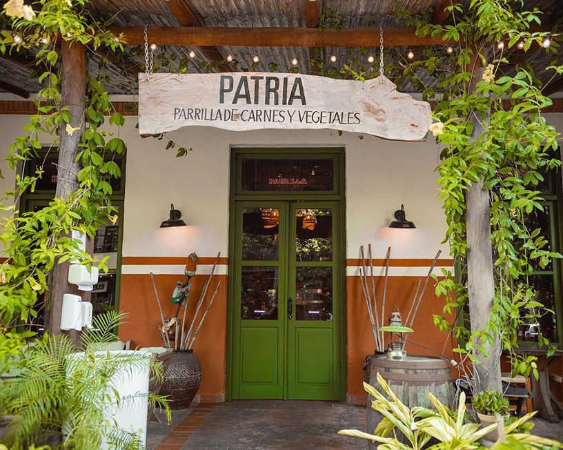 PATRIA PARRILLA