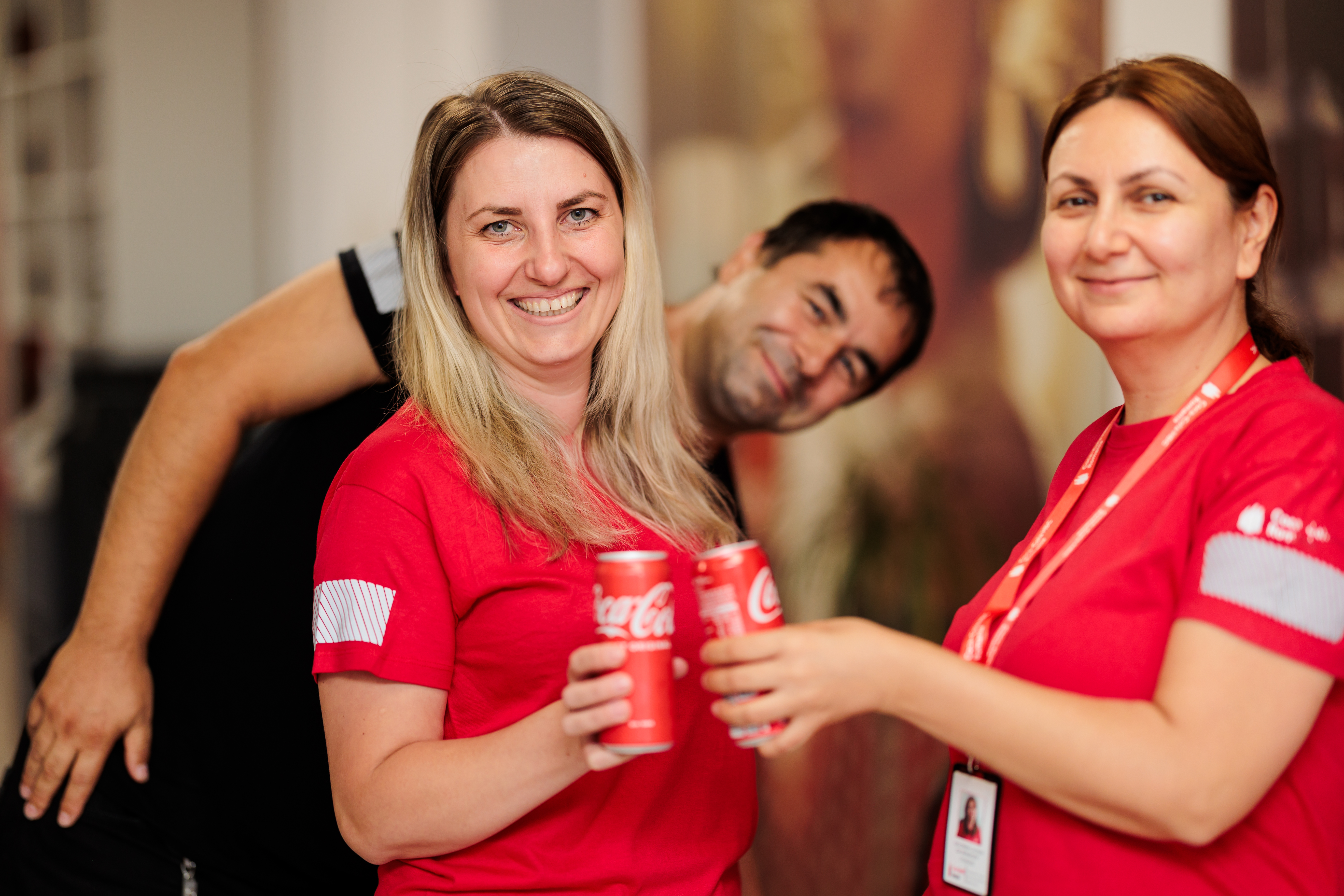 Parte din echipa Coca-Cola