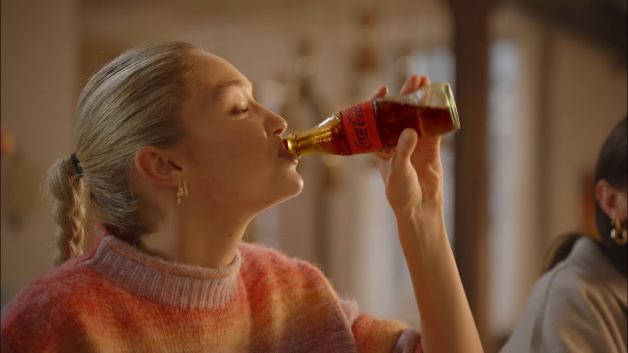 GIGI HADID PREDSTAVLJA SVOJ RECEPT ZA MAGIJU