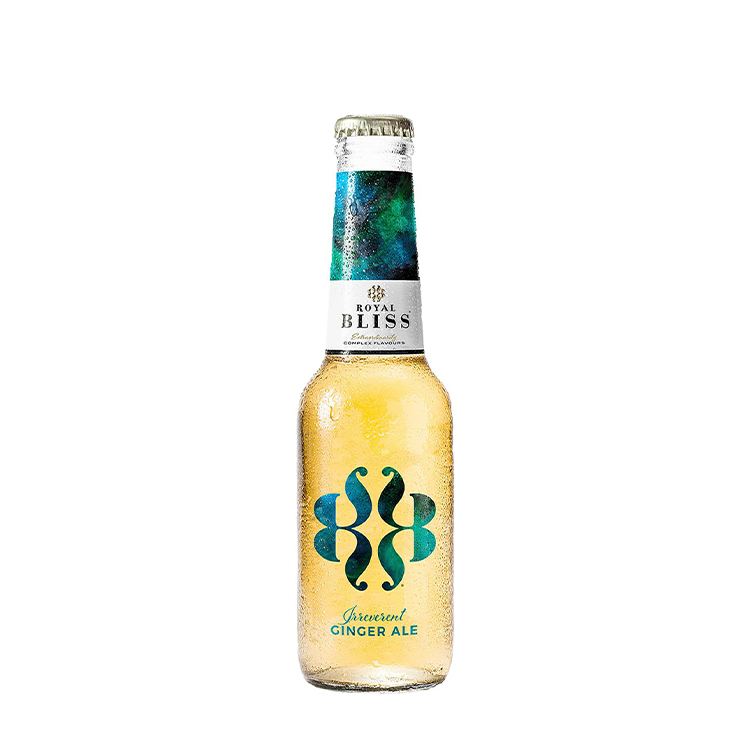 En glasflaska med Royal Bliss Irreverent Ginger Ale