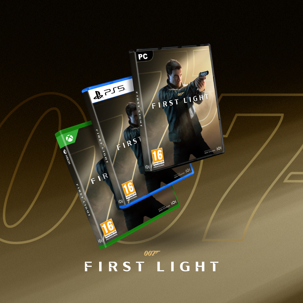 Tre spelomslag för 007: First Light visas i lager för PC, PlayStation 5 och Xbox, med en agent i mörk jacka som riktar en pistol, mot en gyllene bakgrund med 007‑logotypen.