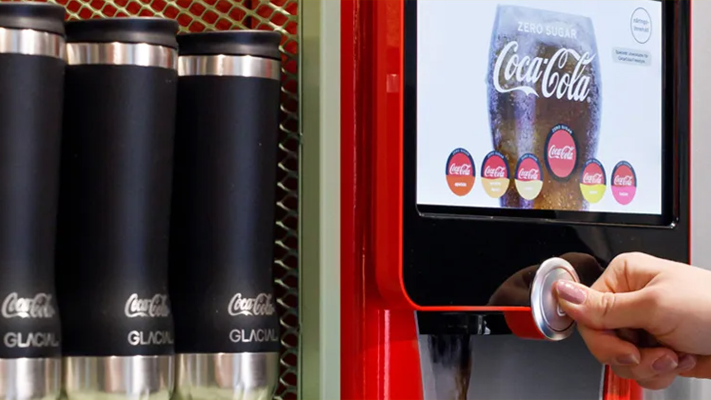 Coca‑Cola i Sverige lanserar sitt första påfyllningsbara koncept för läsk i återanvändbara dryckesbehållare.