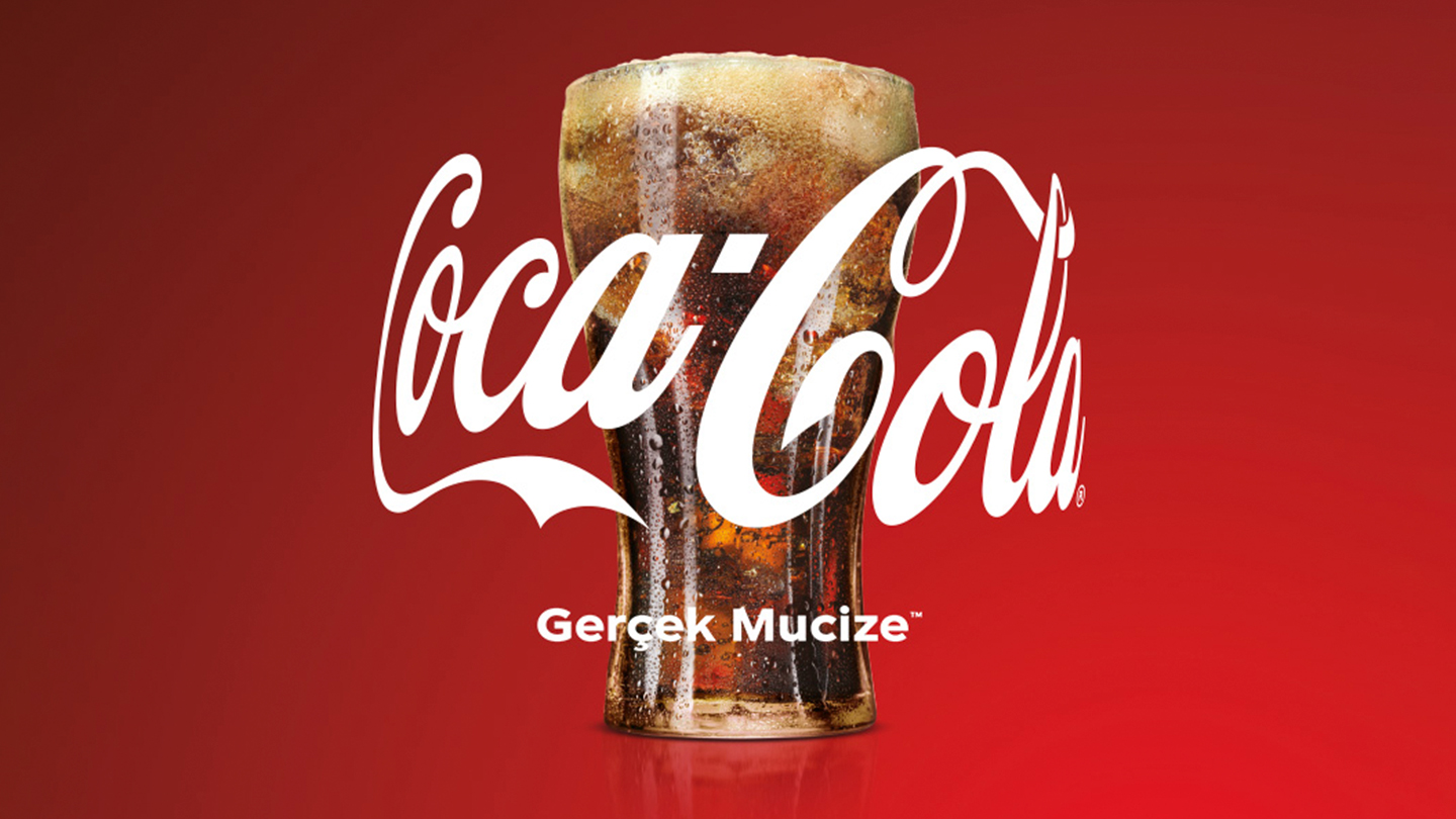 Coca-Cola logosu ve bardağı